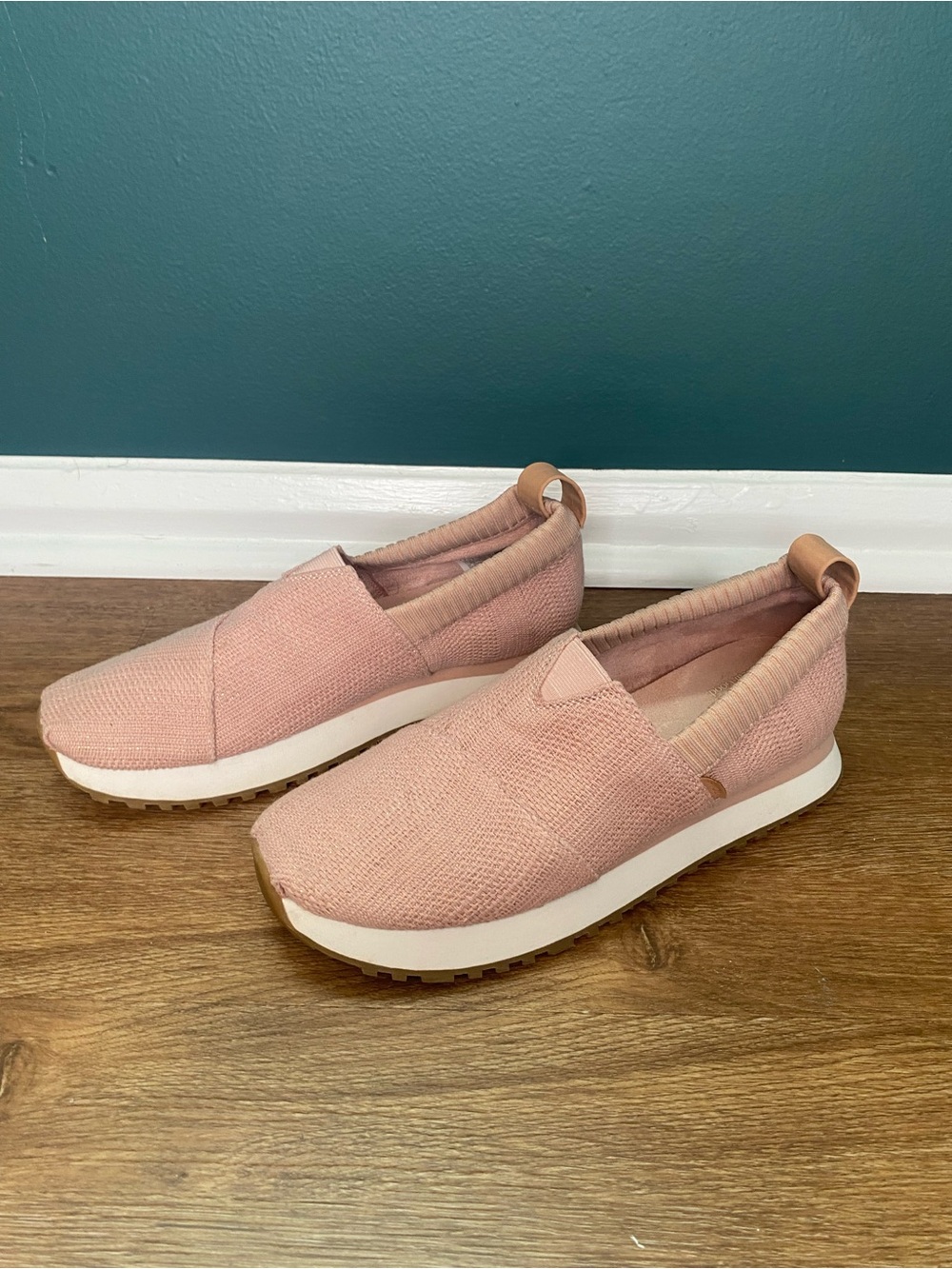 Toms Pink Sparkle Slip-On Resident Sneakers